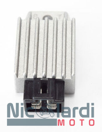 Regolatore di tensione 12V Peugeot X-Fight - XRace 50cc - Elyseo 100cc - Kymco Dink - Agility 50cc - Yamaha CR Z - CT S 50cc Regolatore di tensione 12V Peugeot X-Fight - XRace 50cc - Elyseo 100cc - Kymco Dink - Agility 50cc - Yamaha CR Z - CT S 50cc